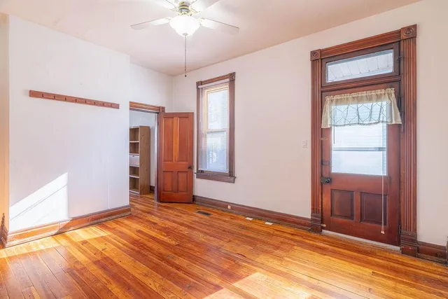 $189,900 | 537 Front Street, Lawrenceburg, IN 47025