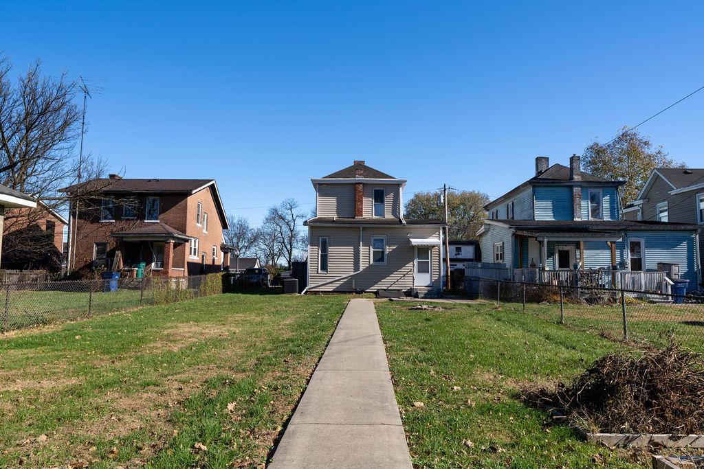 537 Front Street Lawrenceburg, IN 47025 - Photo 8 of 32