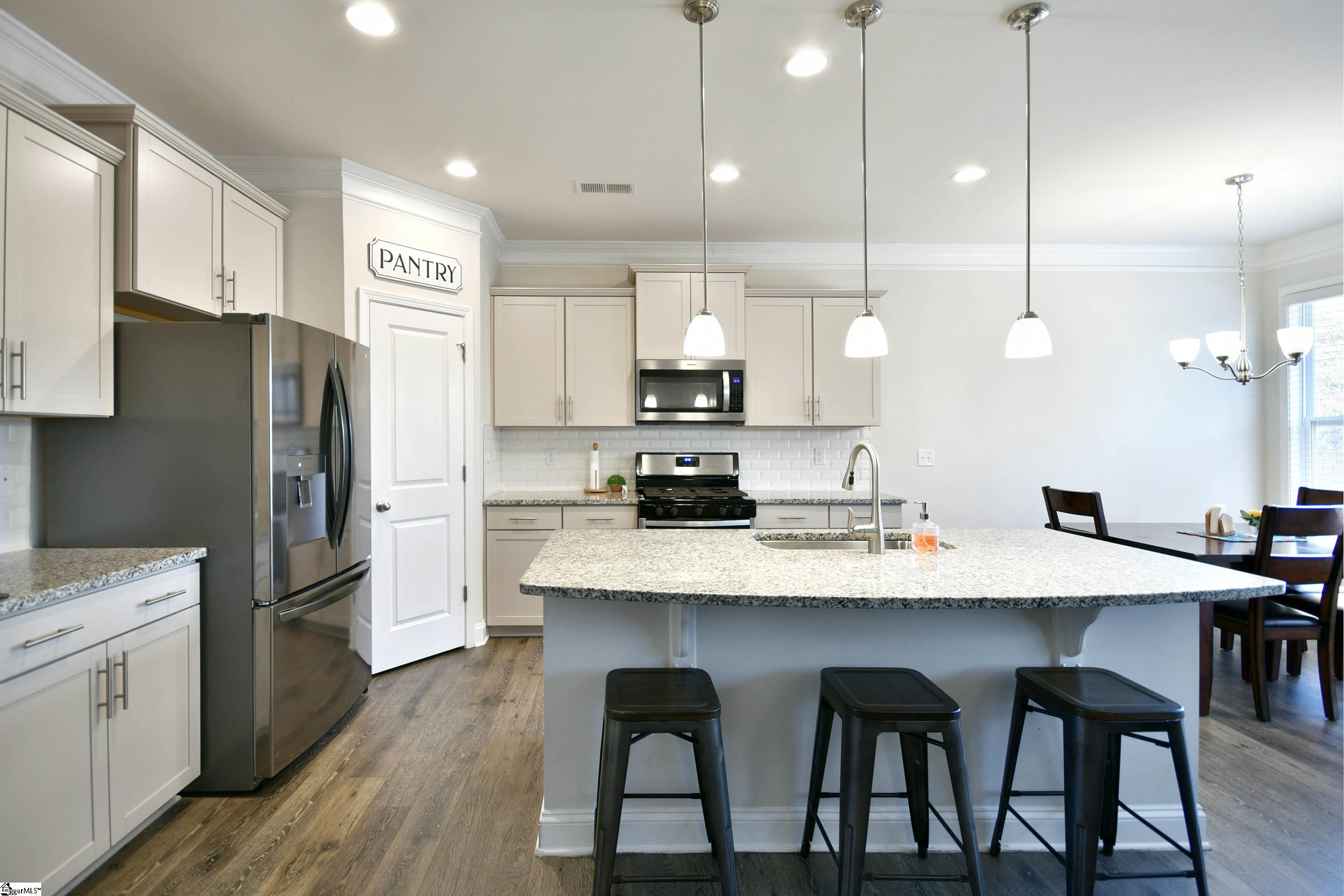 421 Wildflower Road Easley, SC 29642 - Photo 8 of 35