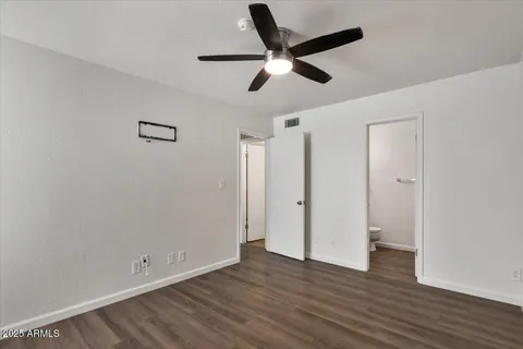 $215,000 | 5146 East Oak Street, Unit 112, Phoenix, AZ 85008