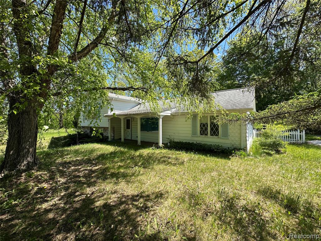 11116 North Bray Road Clio, MI 48420 - Photo 4 of 4