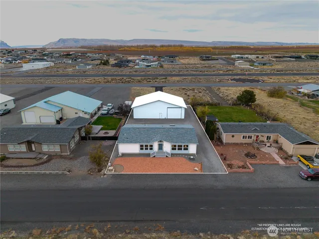 view of hall with wooden floor