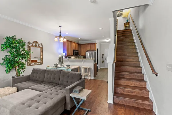 $250,000 | 2101 Town Centre Drive, Unit 2006, Round Rock, TX 78664