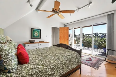 $2,050,000 | 377 Galleon Way, Seal Beach, CA 90740