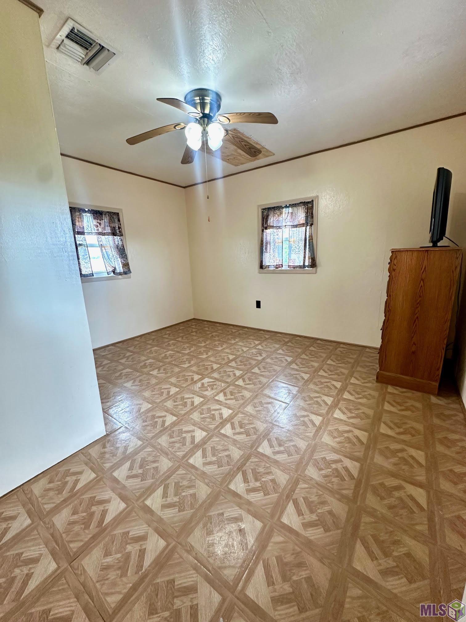 588 Highway 58 Montegut, LA 70377 - Photo 7 of 13