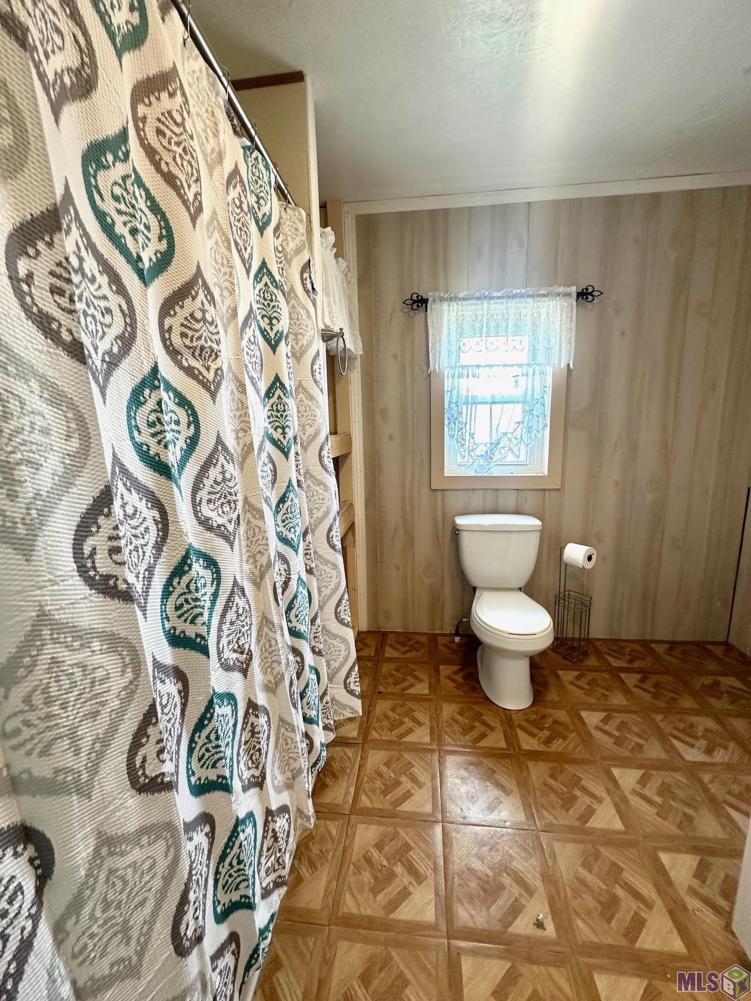 588 Highway 58 Montegut, LA 70377 - Photo 8 of 13