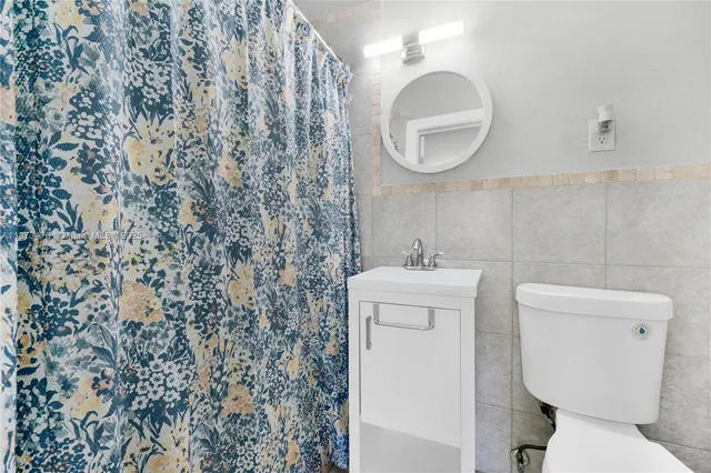 a house view with a outdoor space