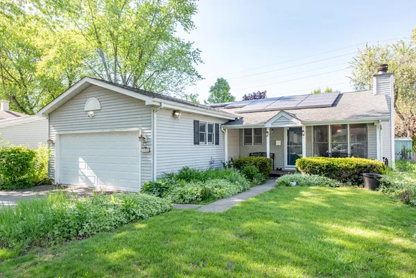 $3,000 | 354 Heather Avenue, Grayslake, IL 60030