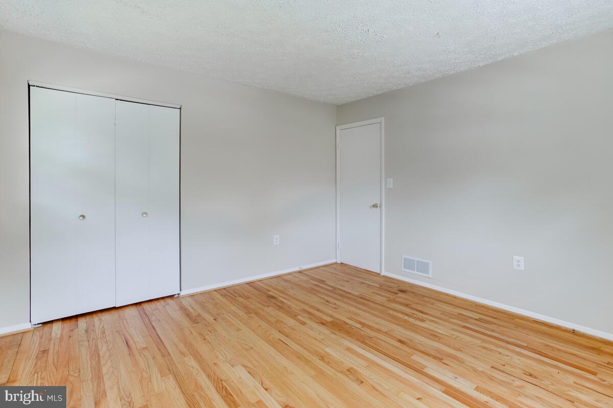 28 Lastgate Road Owings Mills, MD 21117 - Photo 22 of 48 Primary bedroom