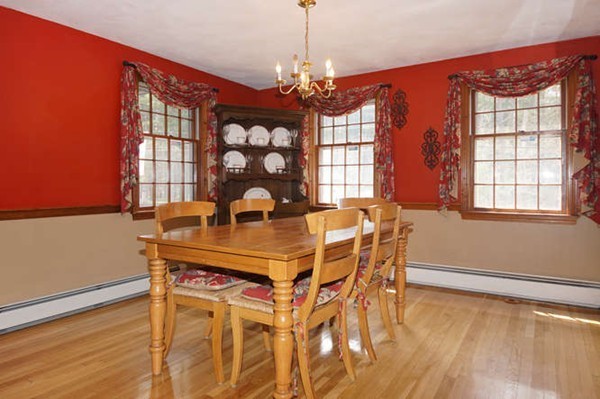 125 Lincoln Road Walpole, MA 02081 - Photo 5 of 26 Gallery Image 5