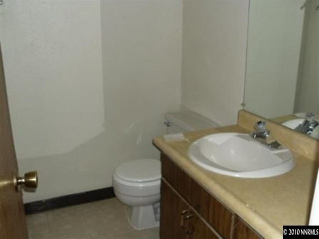 4945 Reggie Road Reno, NV 89502 - Photo 5 of 7 Photo 5