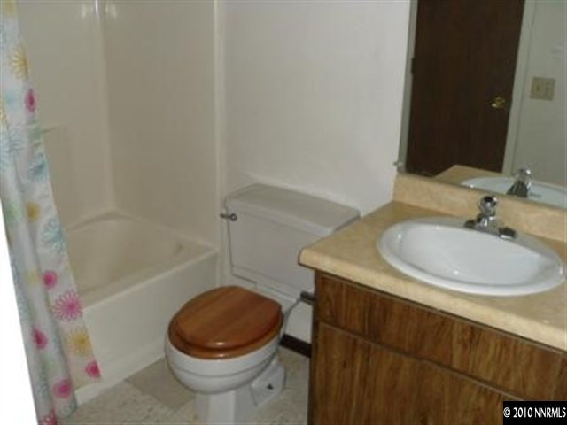 4945 Reggie Road Reno, NV 89502 - Photo 6 of 7 Photo 6