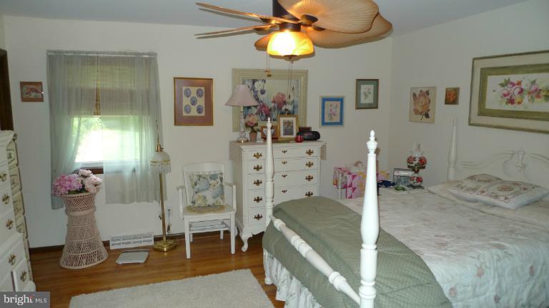 3114 Moores Road Baldwin, MD 21013 - Photo 9 of 29 Bedroom (Master)
