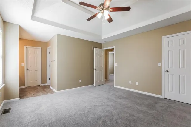 $2,050 | 215 Apple Blossom Lane, Belton, MO 64012