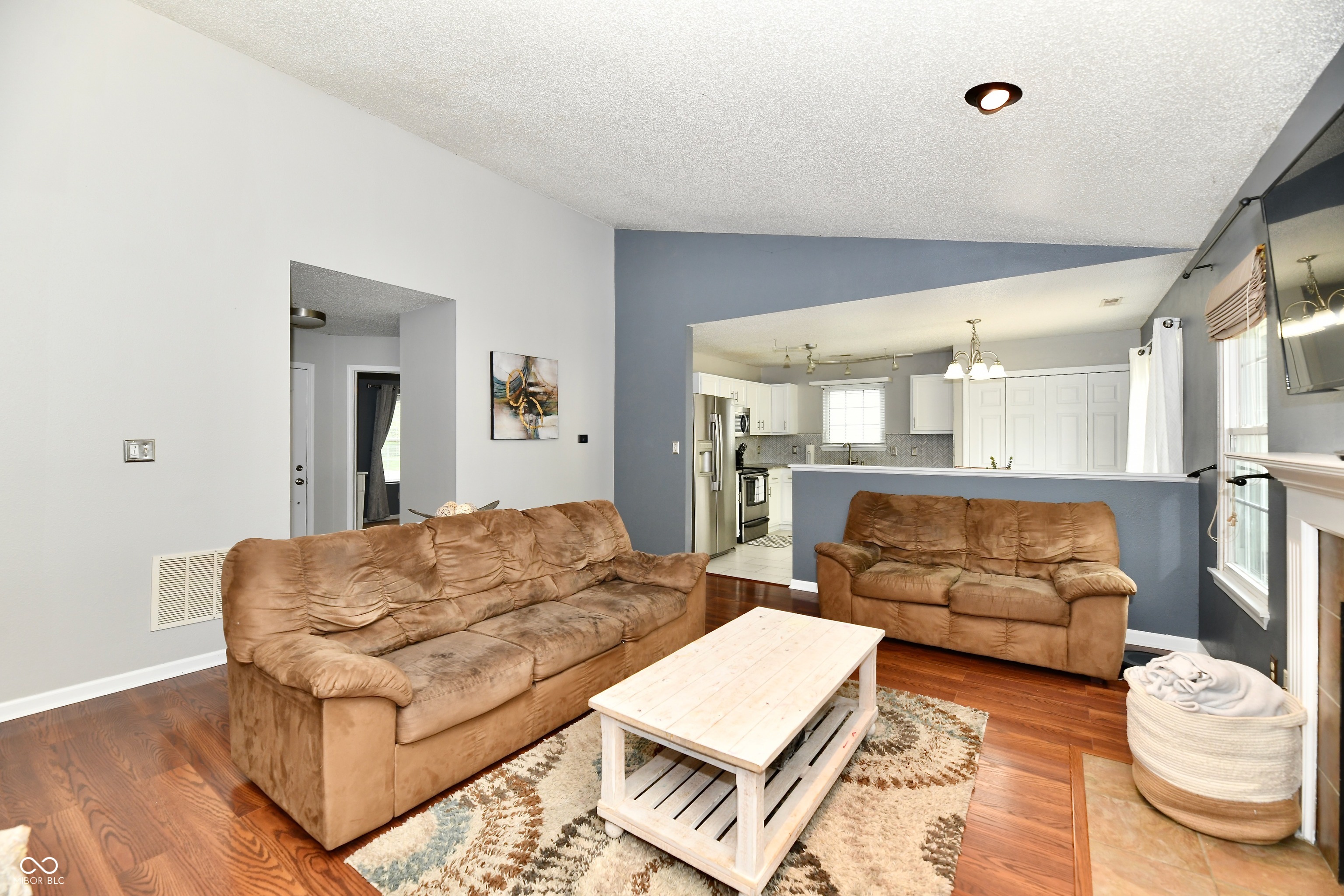 6624 Rushing River Noblesville, IN 46062 - Photo 3 of 20 Gallery Image 3