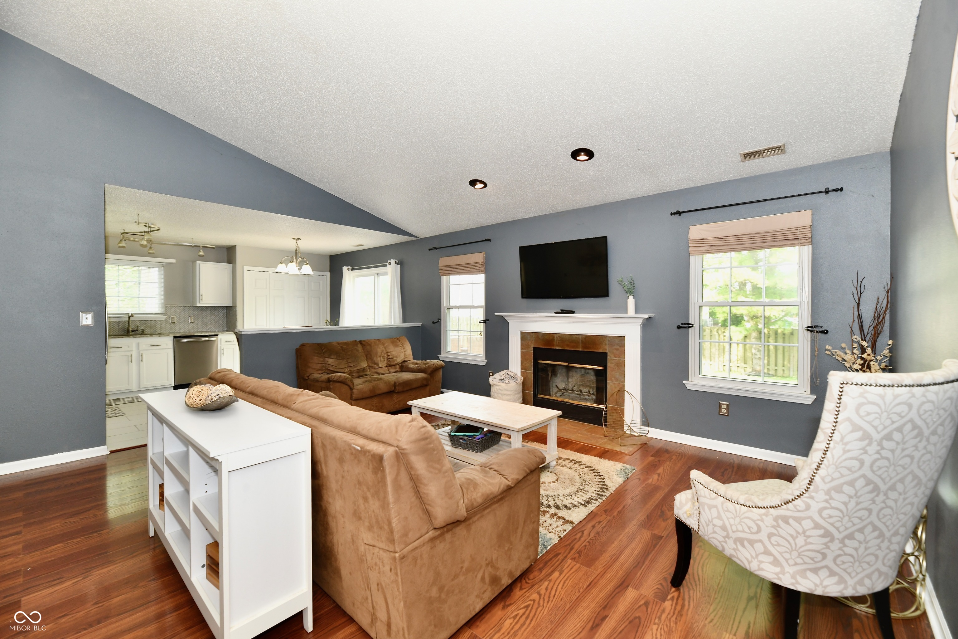 6624 Rushing River Noblesville, IN 46062 - Photo 4 of 20 Gallery Image 4