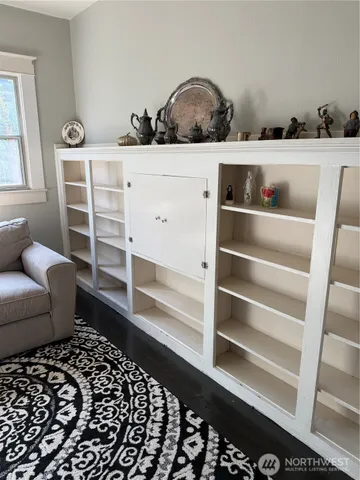 $299,000 | 1108 Duryea Street, Raymond, WA 98577