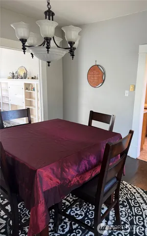 $299,000 | 1108 Duryea Street, Raymond, WA 98577