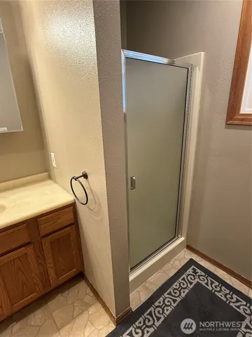 $299,000 | 1108 Duryea Street, Raymond, WA 98577