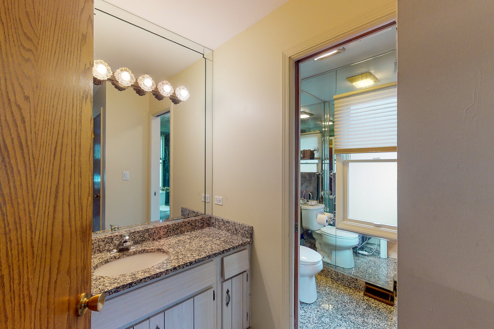 280 North Haddon Place Addison, IL 60101 - Photo 17 of 30