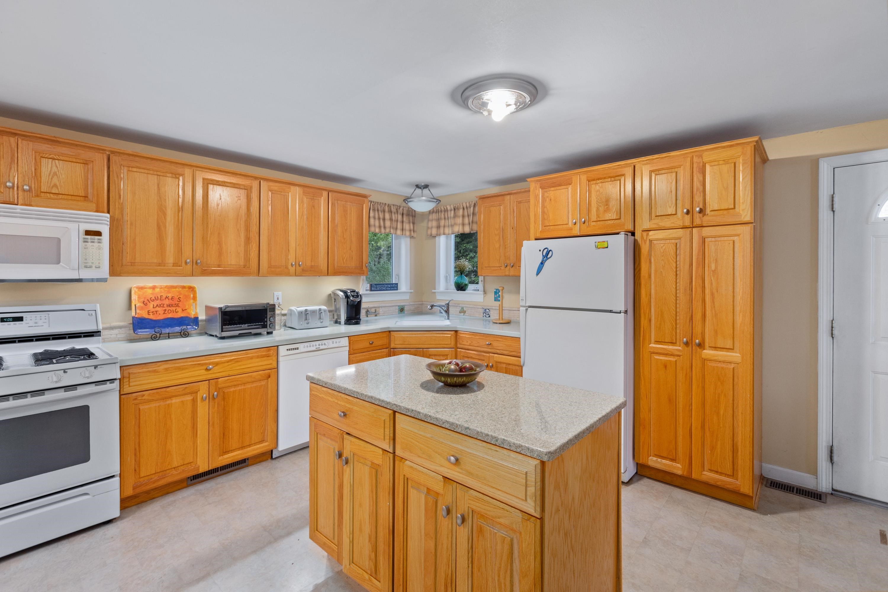 77 Ten Acres Road Jaffrey, NH 03452 - Photo 13 of 32