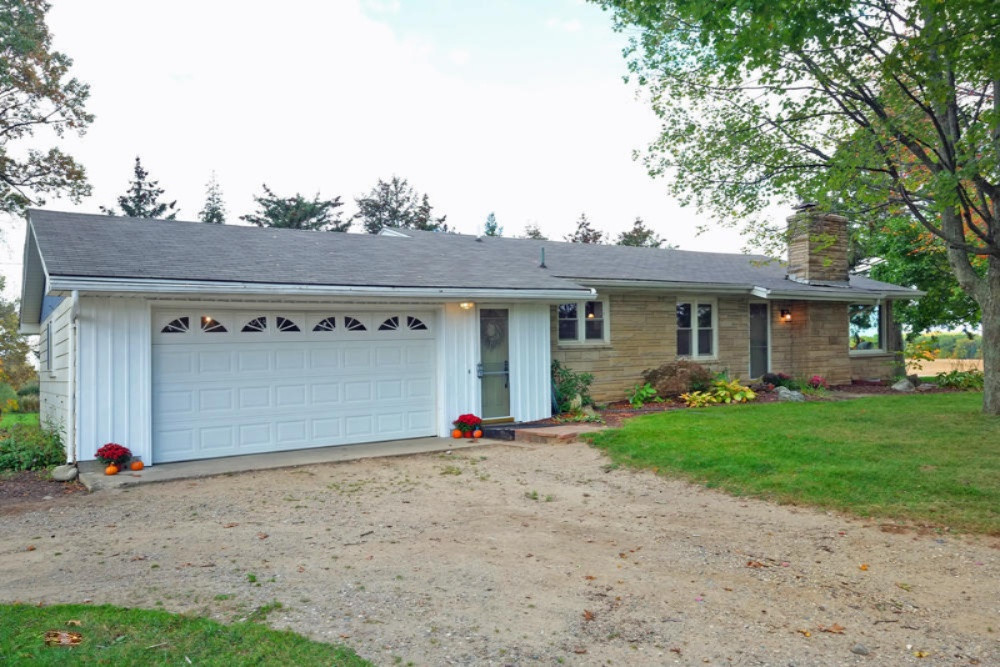 13990 Kane Road Plainwell, MI 49080 - Photo 2 of 44 13990 Kane Rd-2