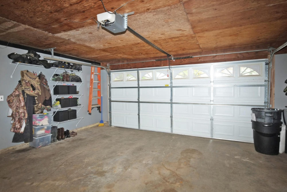 13990 Kane Road Plainwell, MI 49080 - Photo 31 of 44 13990 Kane Rd-35
