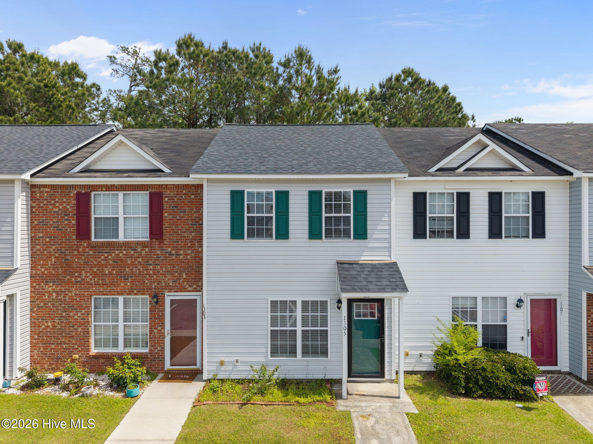 1305 Timberlake Trail Jacksonville, NC 28546 - Photo 1 of 36 2-web-or-mls-1305 Timberlake Trail 70