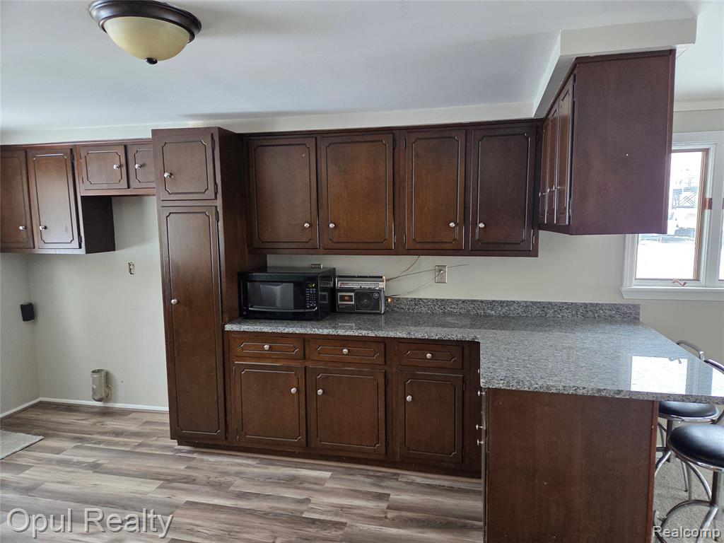 164 Spring Park Walled Lake, MI 48390 - Photo 16 of 23