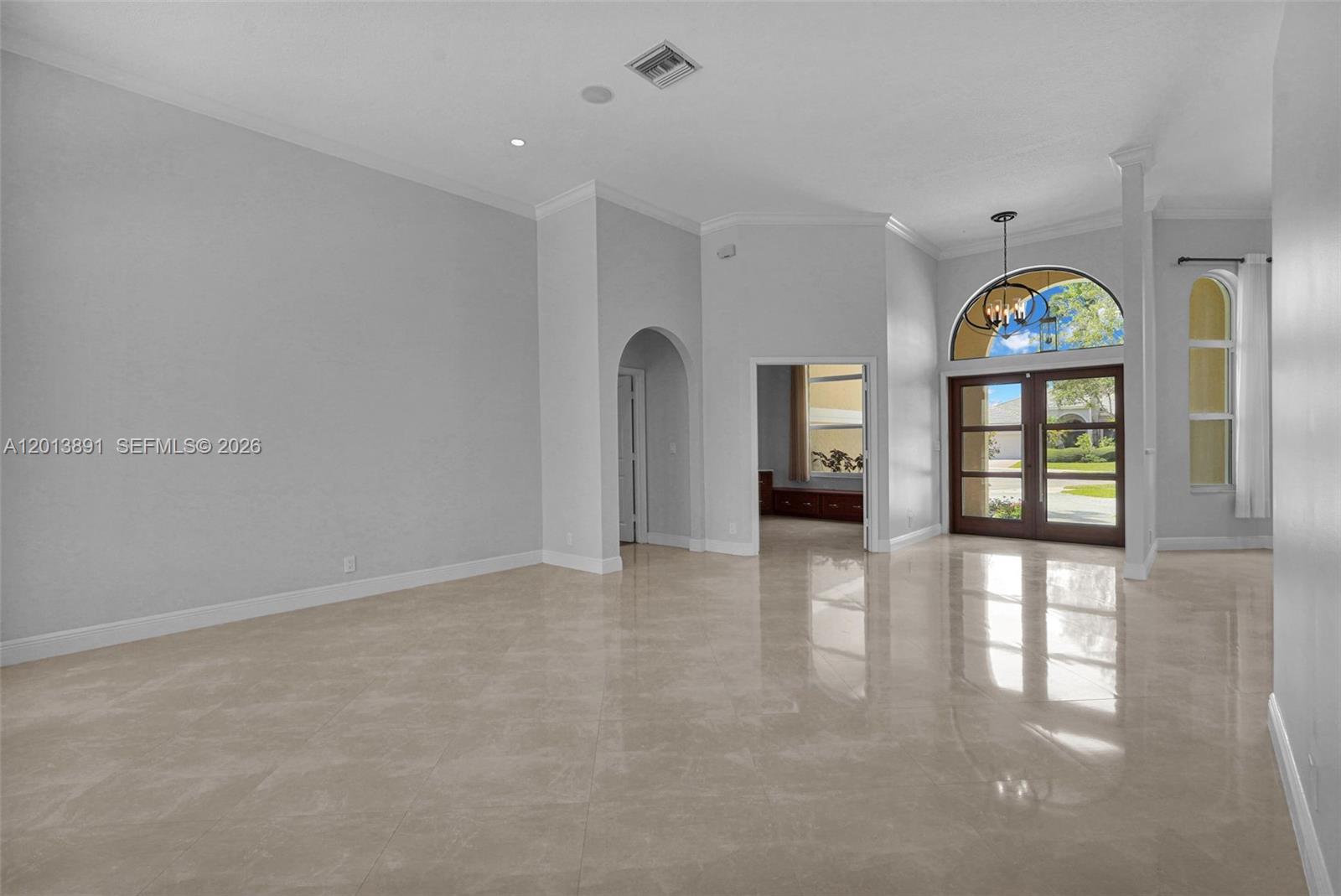 2715 Edgewater Court Weston, FL 33332 - Photo 21 of 80
