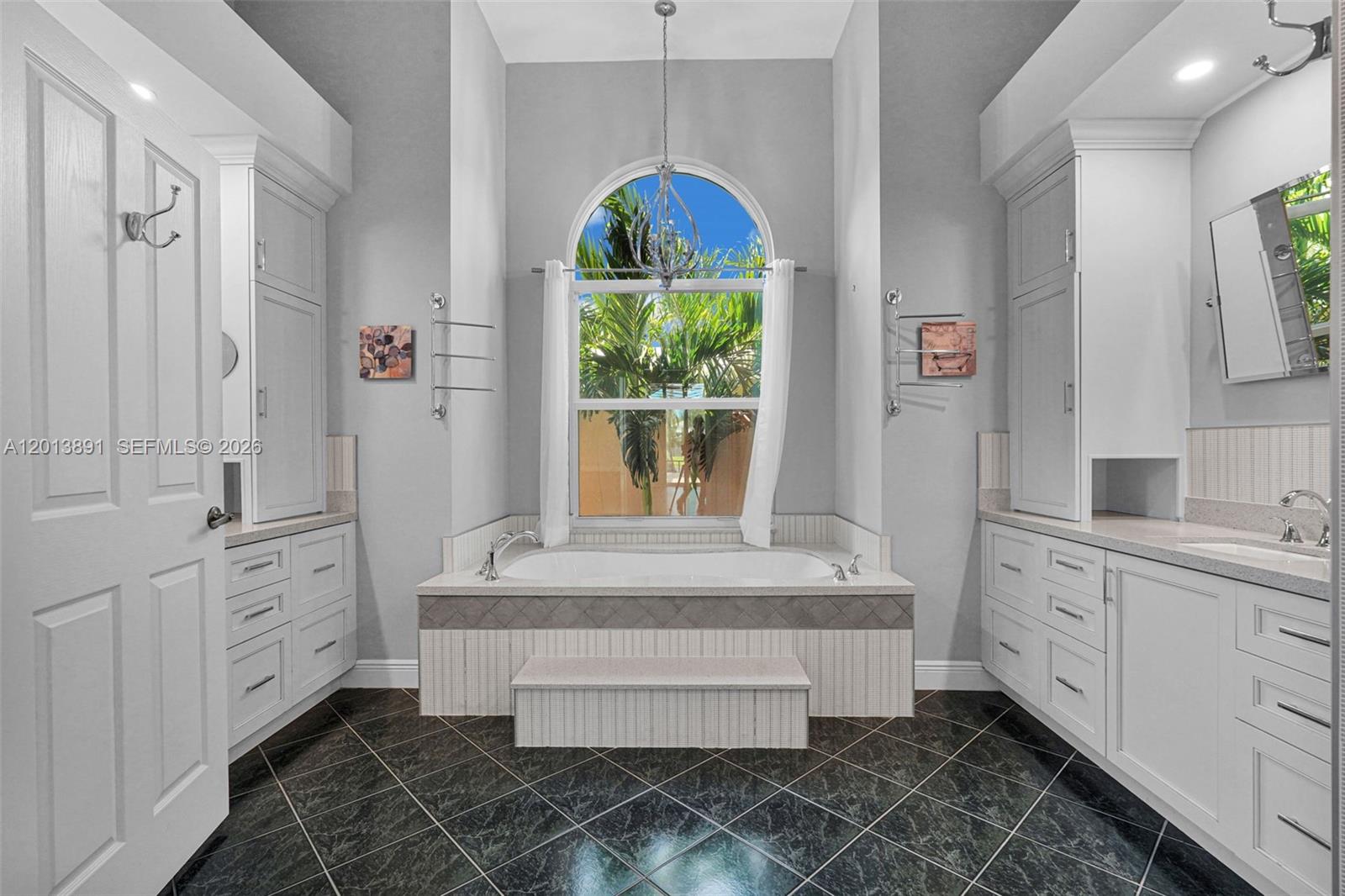 2715 Edgewater Court Weston, FL 33332 - Photo 49 of 80