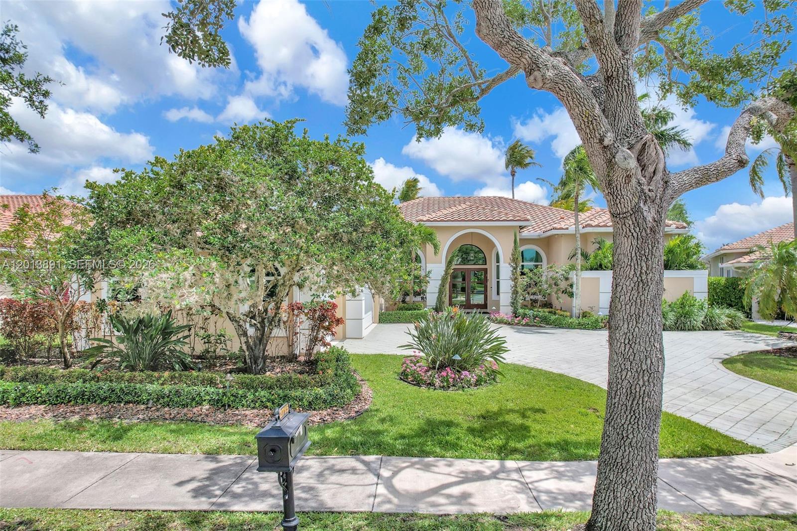 2715 Edgewater Court Weston, FL 33332 - Photo 58 of 80