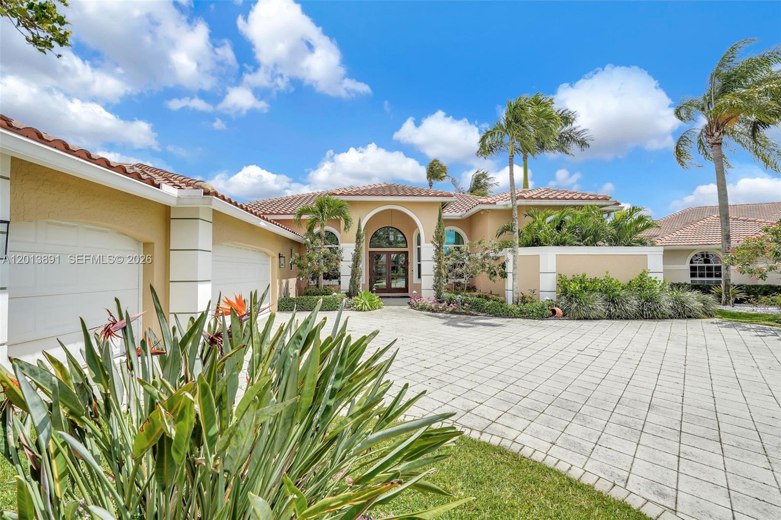 2715 Edgewater Court Weston, FL 33332 - Photo 72 of 80