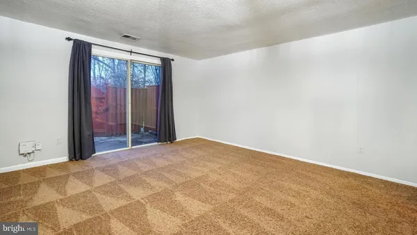 $165,000 | 1735 Village Green Drive, Unit Z44, Landover, MD 20785