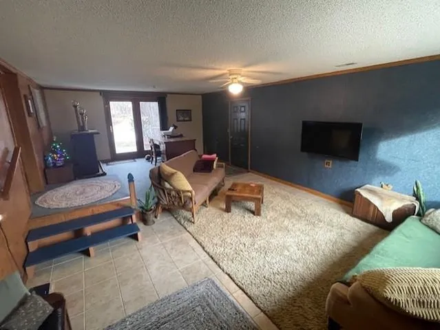 $325,000 | 11975 East 565 North, Orland, IN 46776