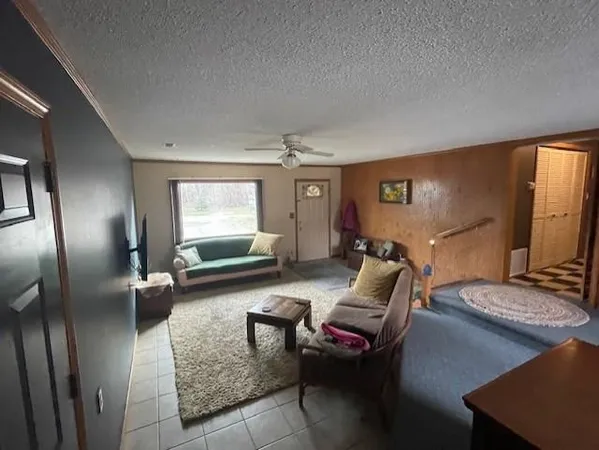 $312,000 | 11975 East 565 North, Orland, IN 46776