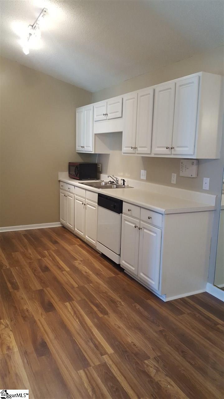 406 Pelham Square Way Greer, SC 29650 - Photo 11 of 21 Gallery Image 11