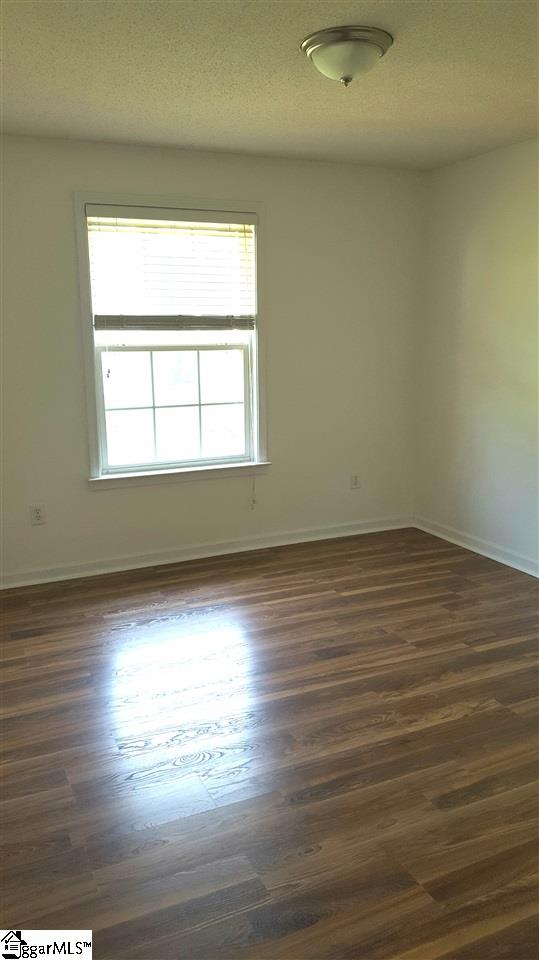 406 Pelham Square Way Greer, SC 29650 - Photo 17 of 21 Gallery Image 17