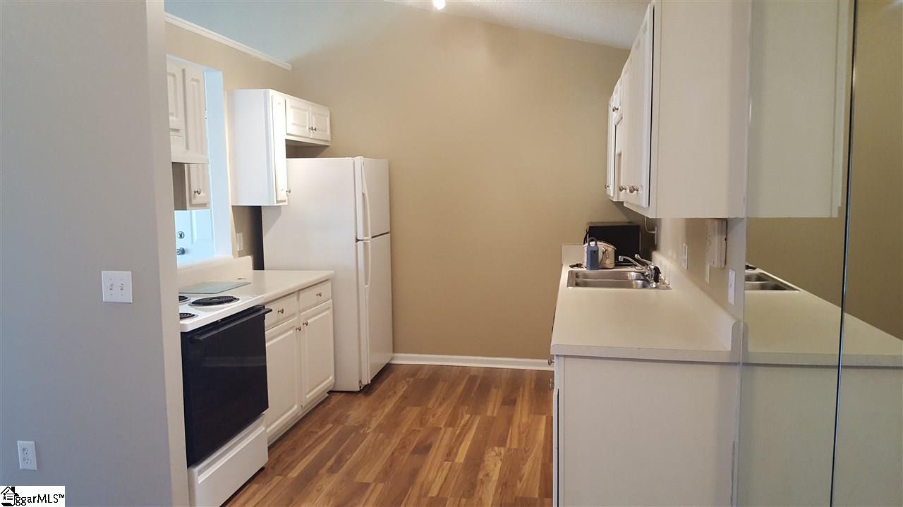 406 Pelham Square Way Greer, SC 29650 - Photo 10 of 21 Gallery Image 10