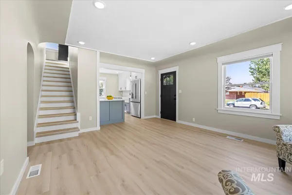 $414,500 | 914 West 3rd Street, Weiser, ID 83672