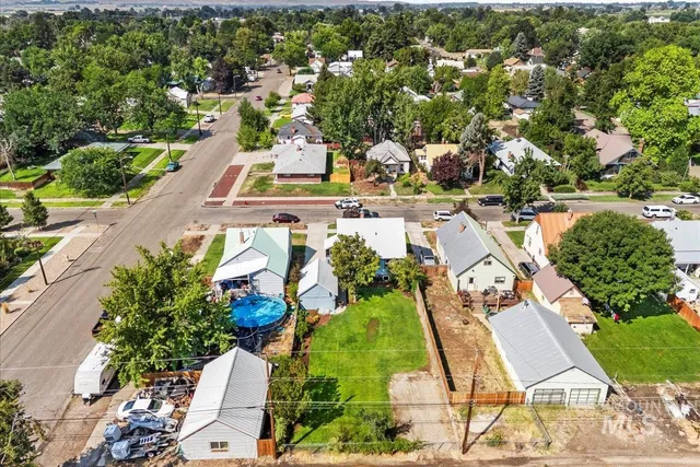 $419,000 | 914 West 3rd Street, Weiser, ID 83672