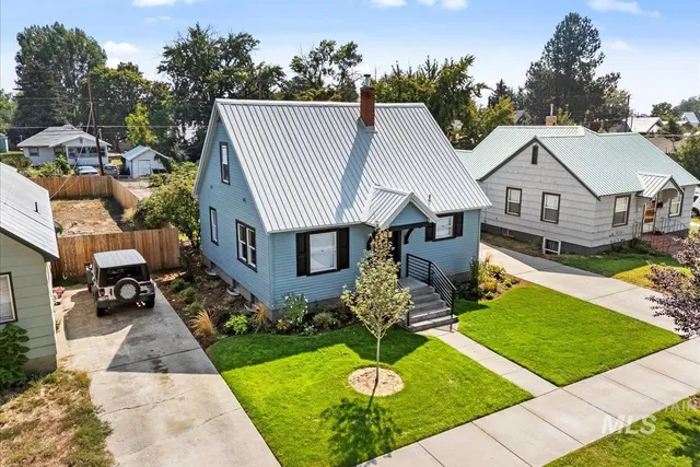 $419,000 | 914 West 3rd Street, Weiser, ID 83672