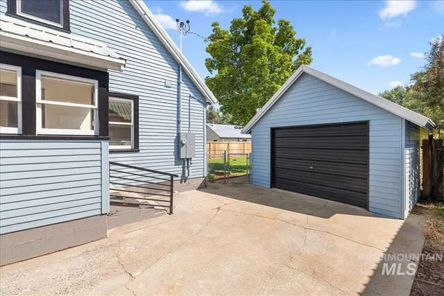 $419,000 | 914 West 3rd Street, Weiser, ID 83672