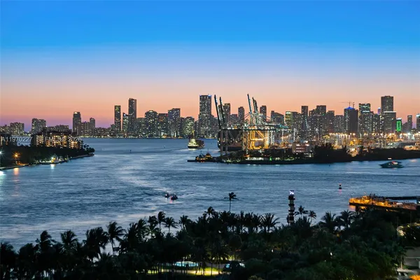 $21,000 | 100 South Pointe Drive, Unit 2101, Miami Beach, FL 33139