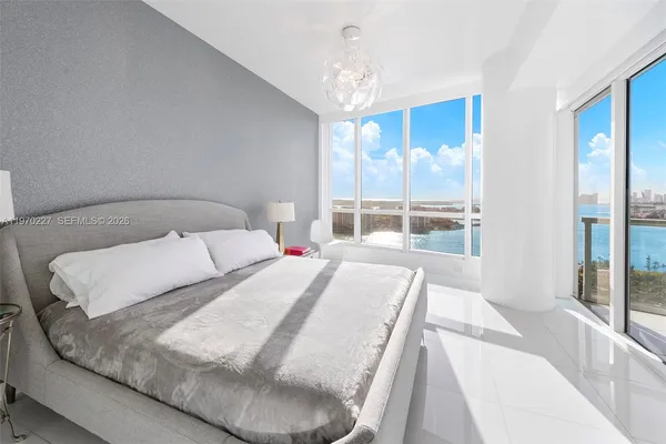 $21,000 | 100 South Pointe Drive, Unit 2101, Miami Beach, FL 33139