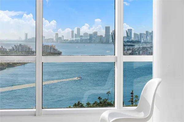$21,000 | 100 South Pointe Drive, Unit 2101, Miami Beach, FL 33139