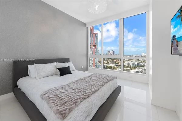 $21,000 | 100 South Pointe Drive, Unit 2101, Miami Beach, FL 33139