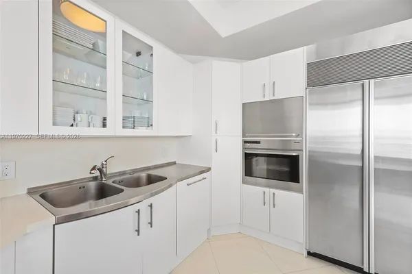 $21,000 | 100 South Pointe Drive, Unit 2101, Miami Beach, FL 33139