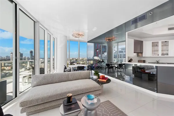 $21,000 | 100 South Pointe Drive, Unit 2101, Miami Beach, FL 33139
