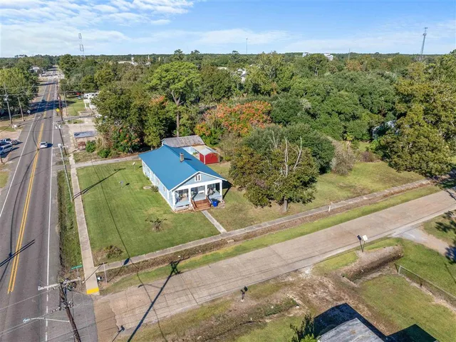 $155,000 | 303 12th Street, Kinder, LA 70648